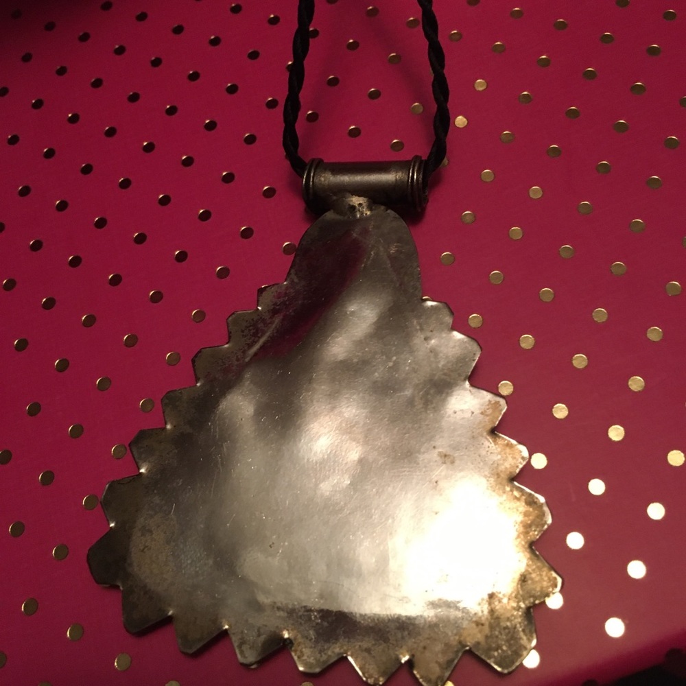 Necklace - Picture 3 of 3